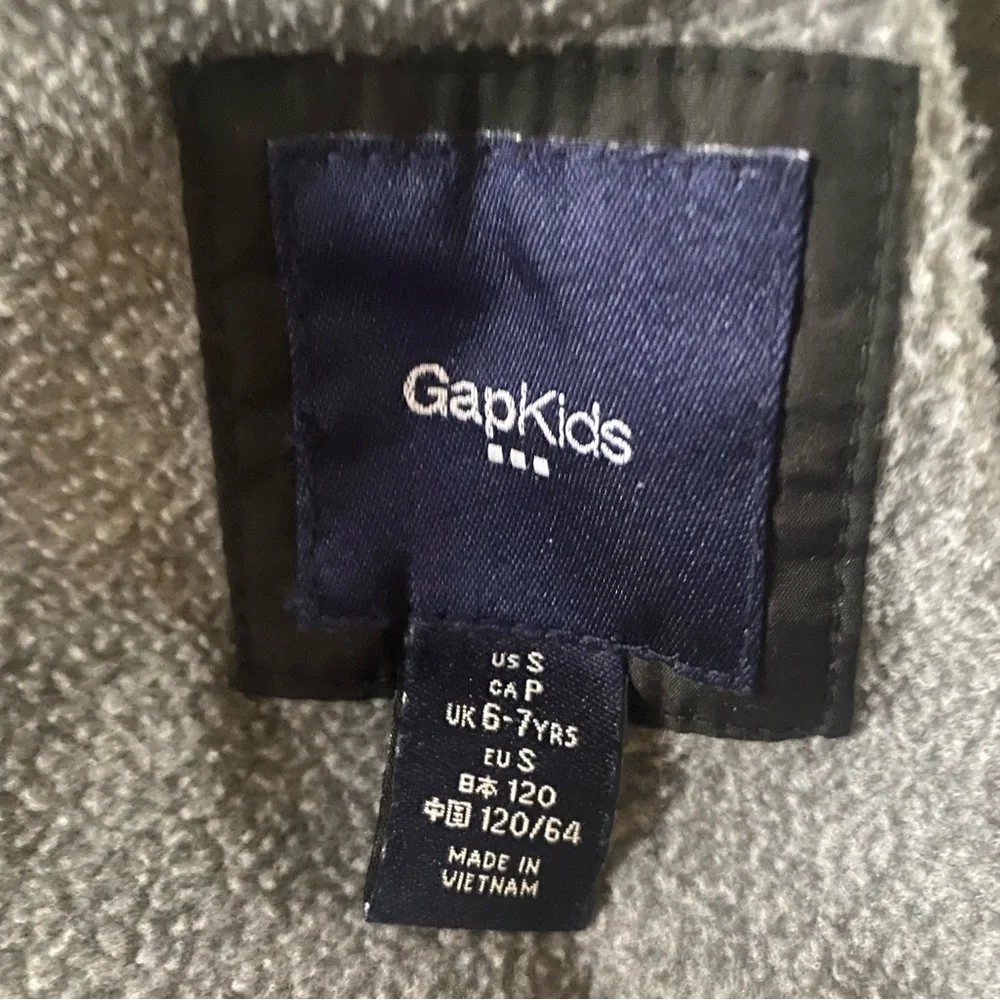 GapKids Fleece-Lined Puffer Coat